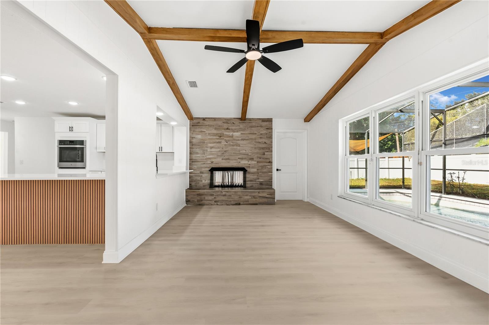 Image 6 of 47 For 1985 Japonica Road