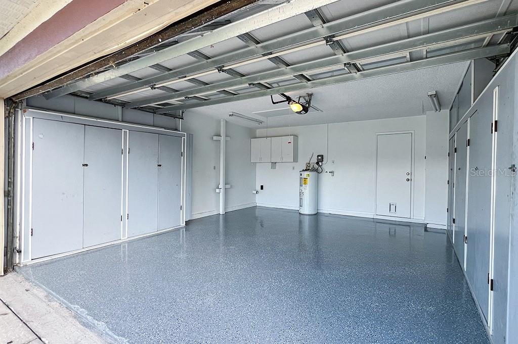 Image 23 of 26 For 10 York Court