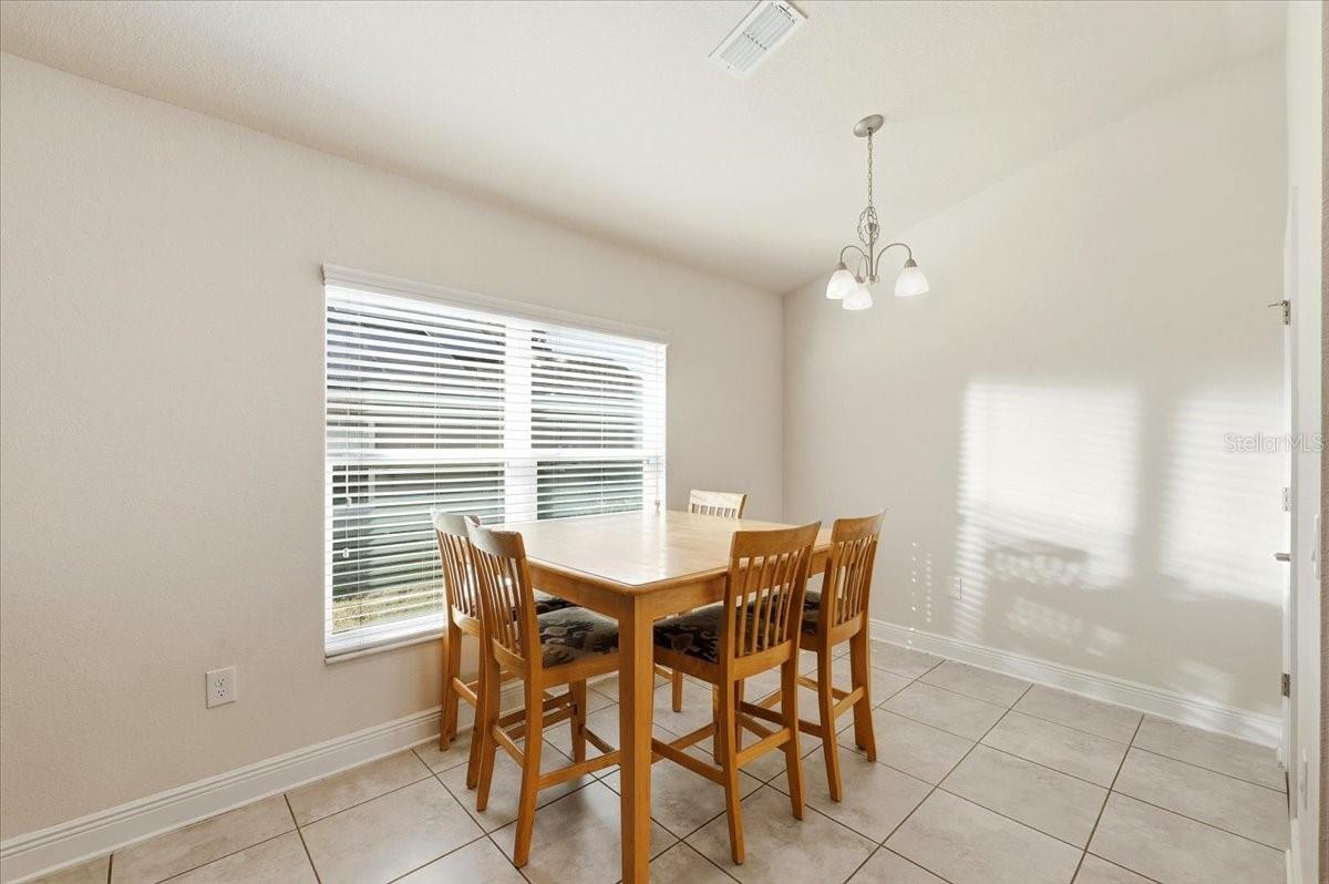 Image 12 of 45 For 1129 Legatto Loop