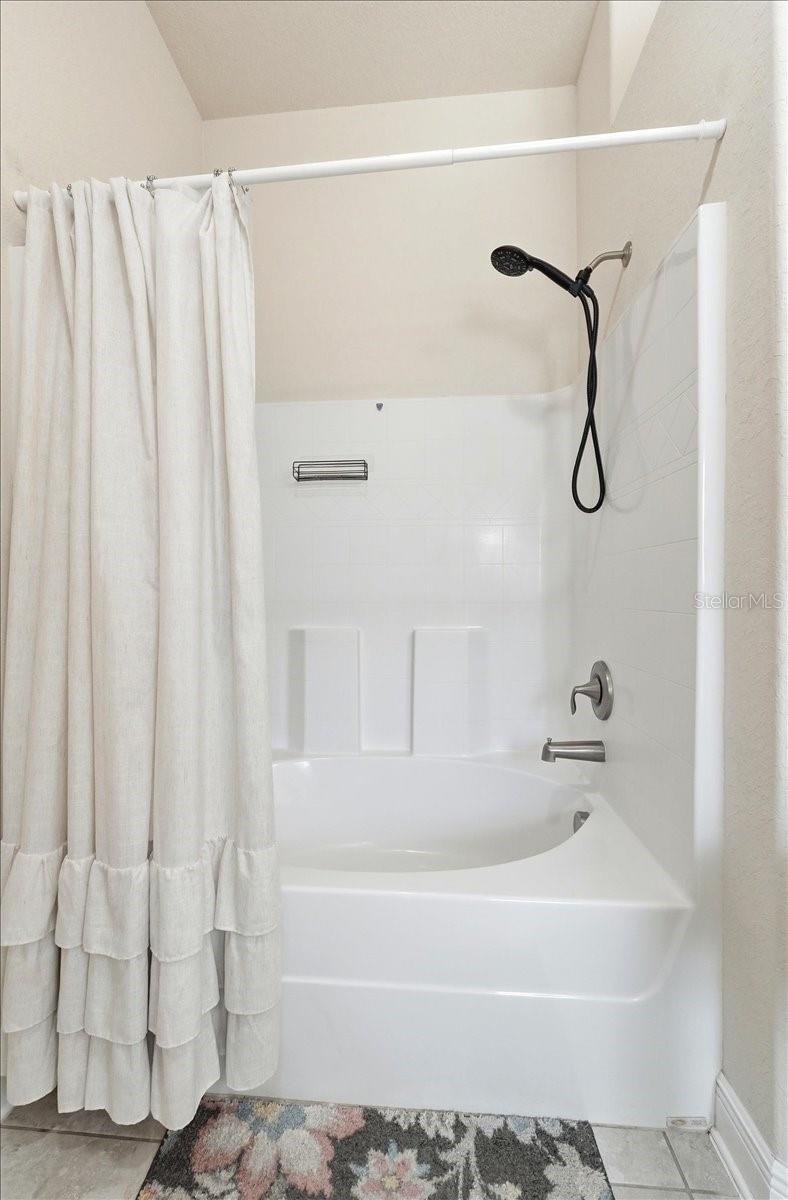 Image 22 of 45 For 1129 Legatto Loop