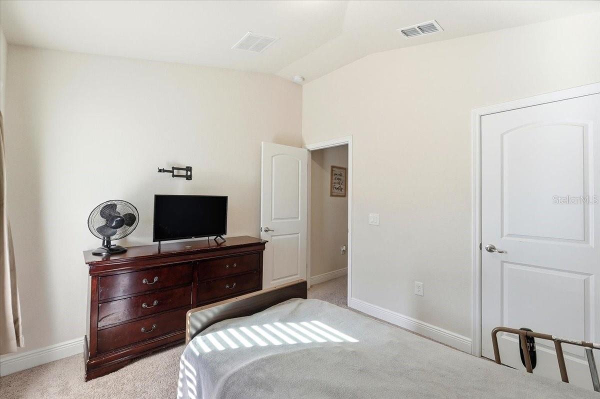 Image 27 of 45 For 1129 Legatto Loop