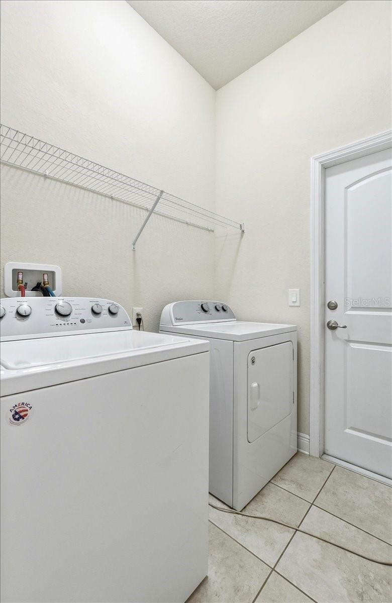 Image 35 of 45 For 1129 Legatto Loop