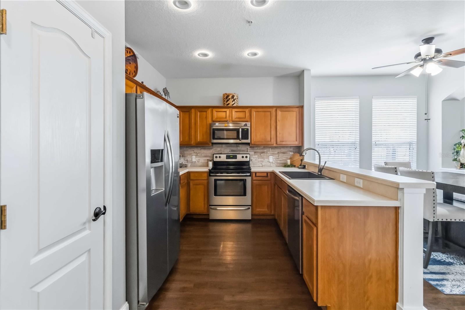 Image 17 of 64 For 3607 Clay Brick Road 54c