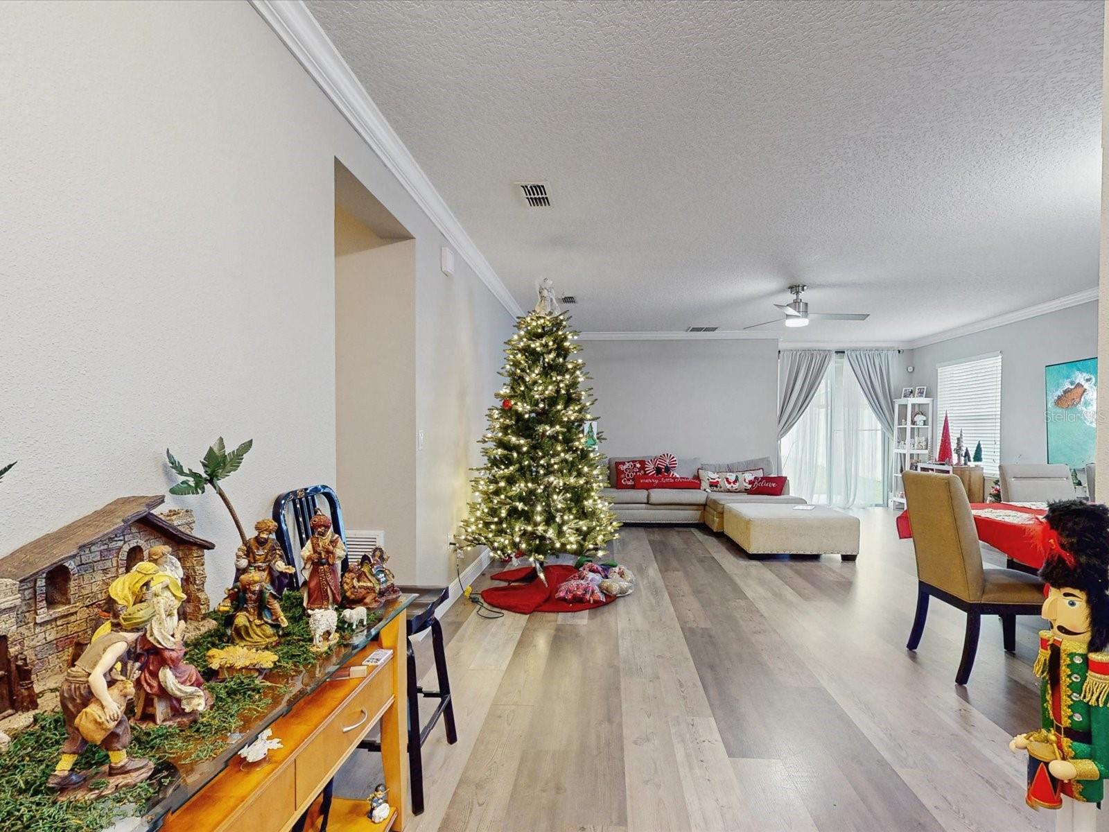 Image 7 of 29 For 1941 Kettle Creek Drive