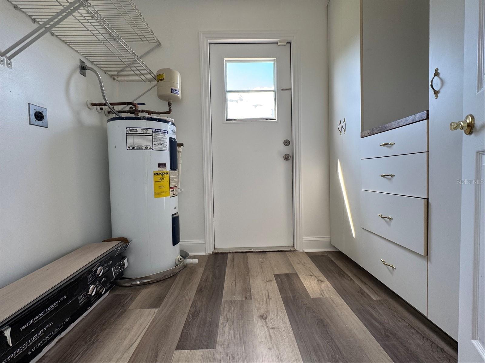 Image 12 of 18 For 1748 Monroe Street