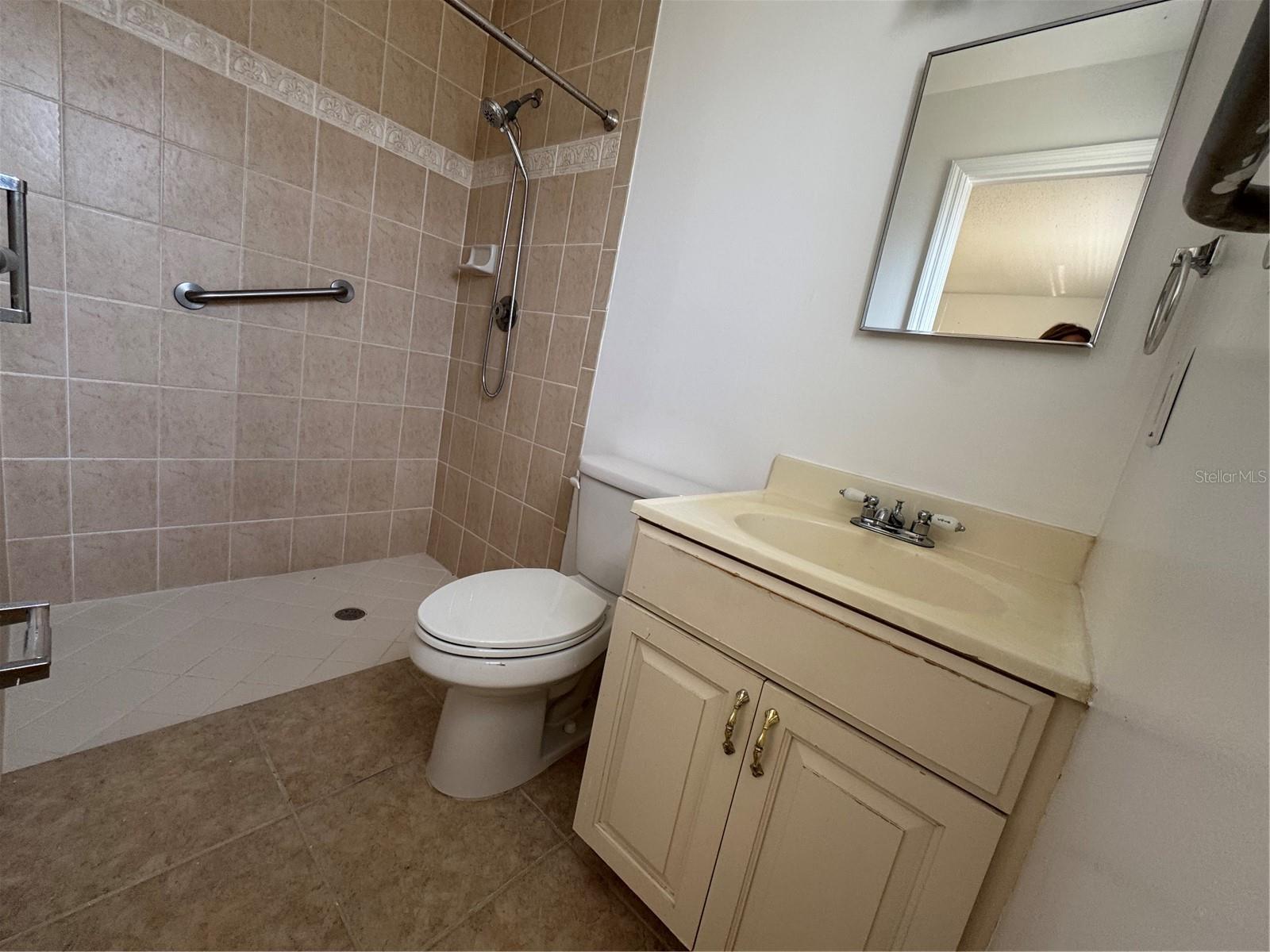 Image 15 of 18 For 1748 Monroe Street