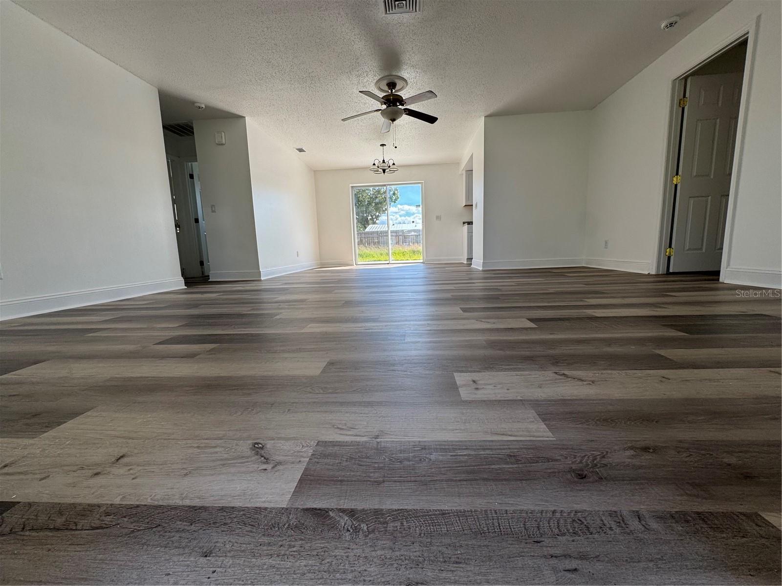 Image 7 of 18 For 1748 Monroe Street