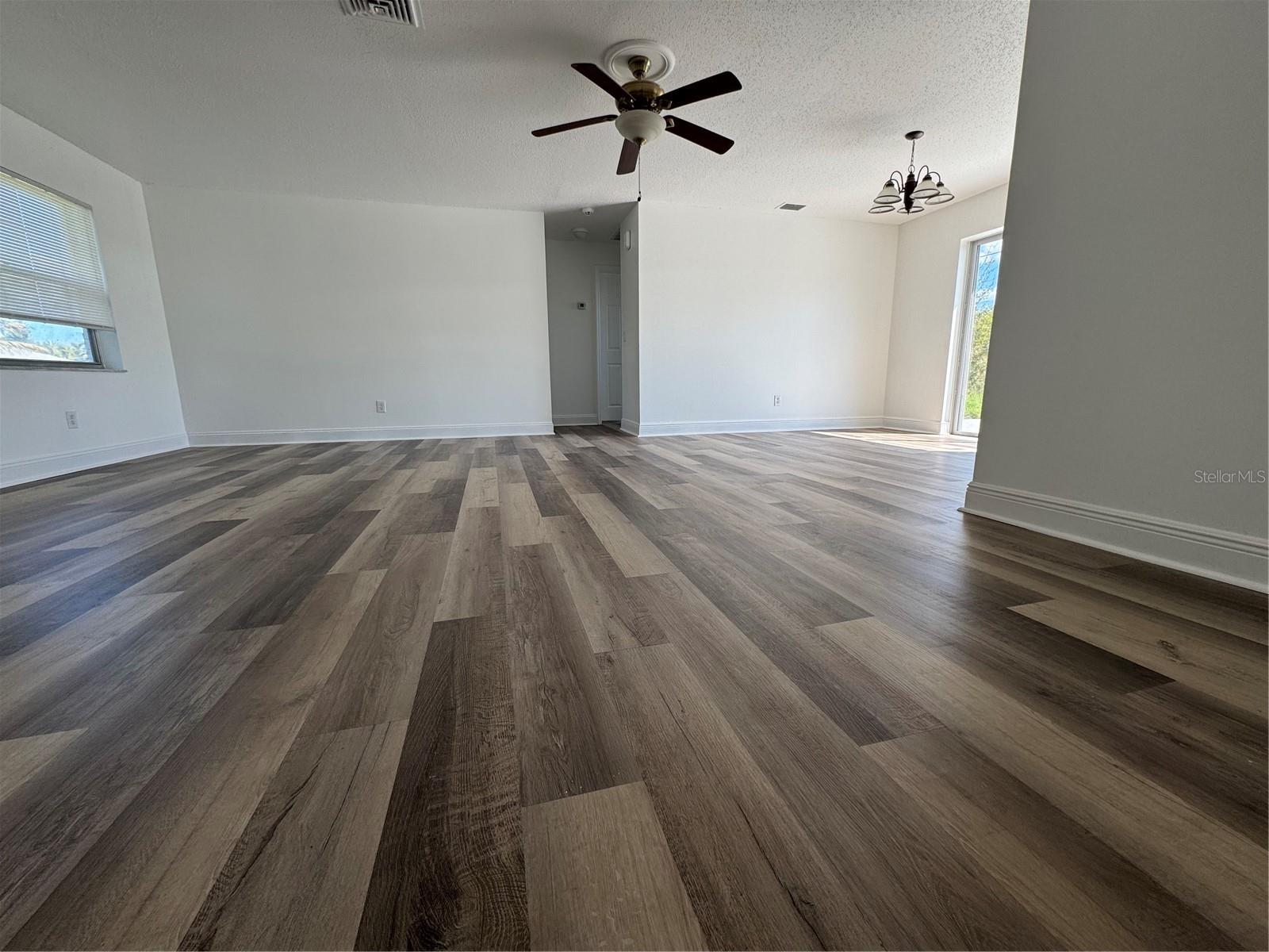 Image 8 of 18 For 1748 Monroe Street