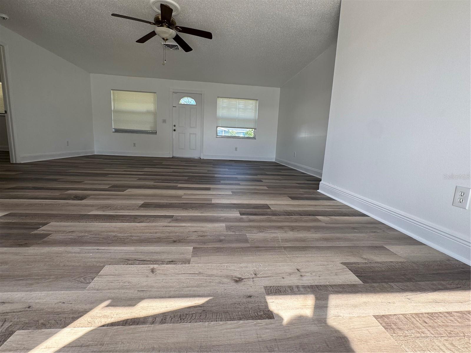 Image 9 of 18 For 1748 Monroe Street