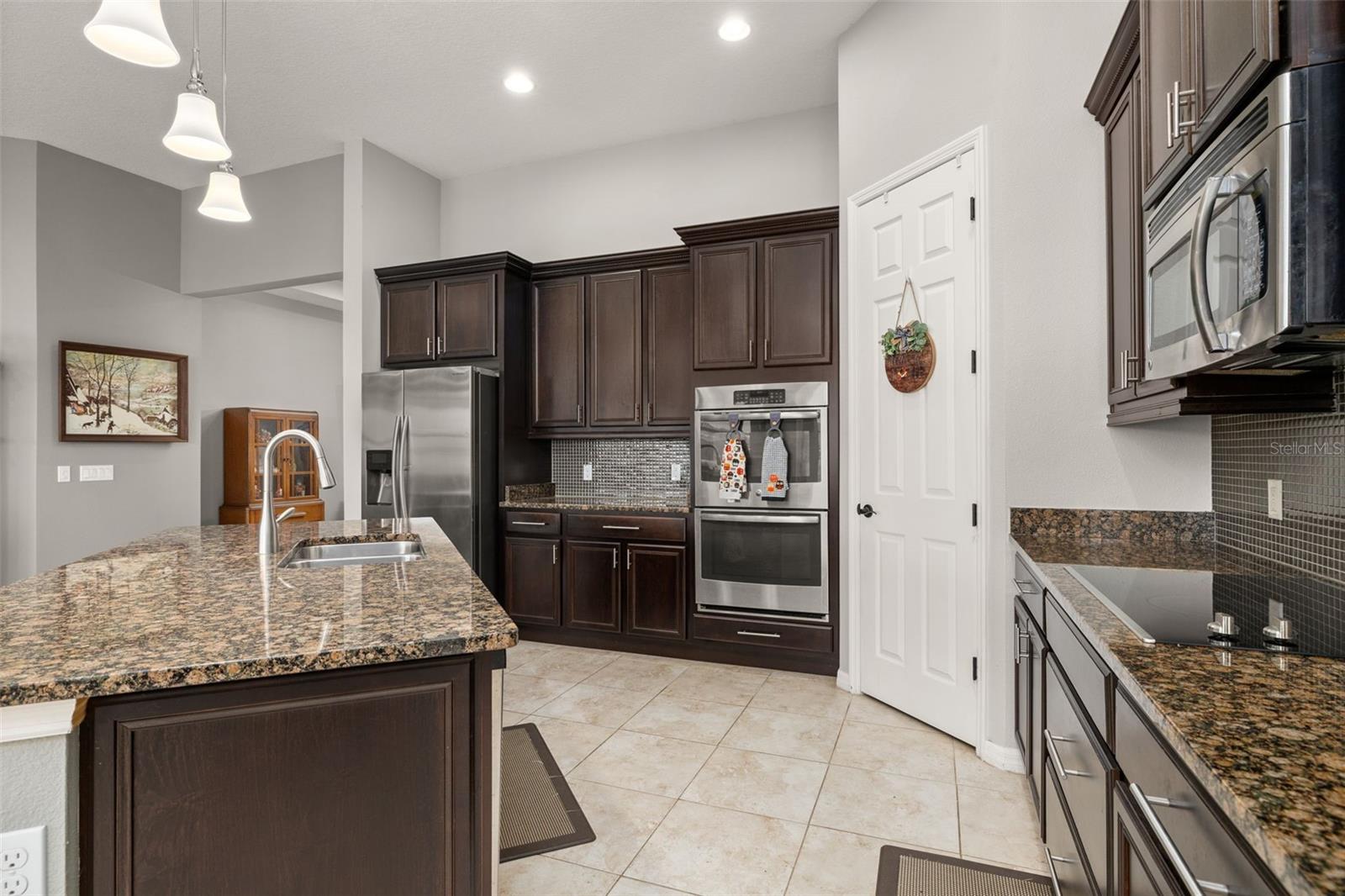 Image 11 of 100 For 2801 Rialto Court