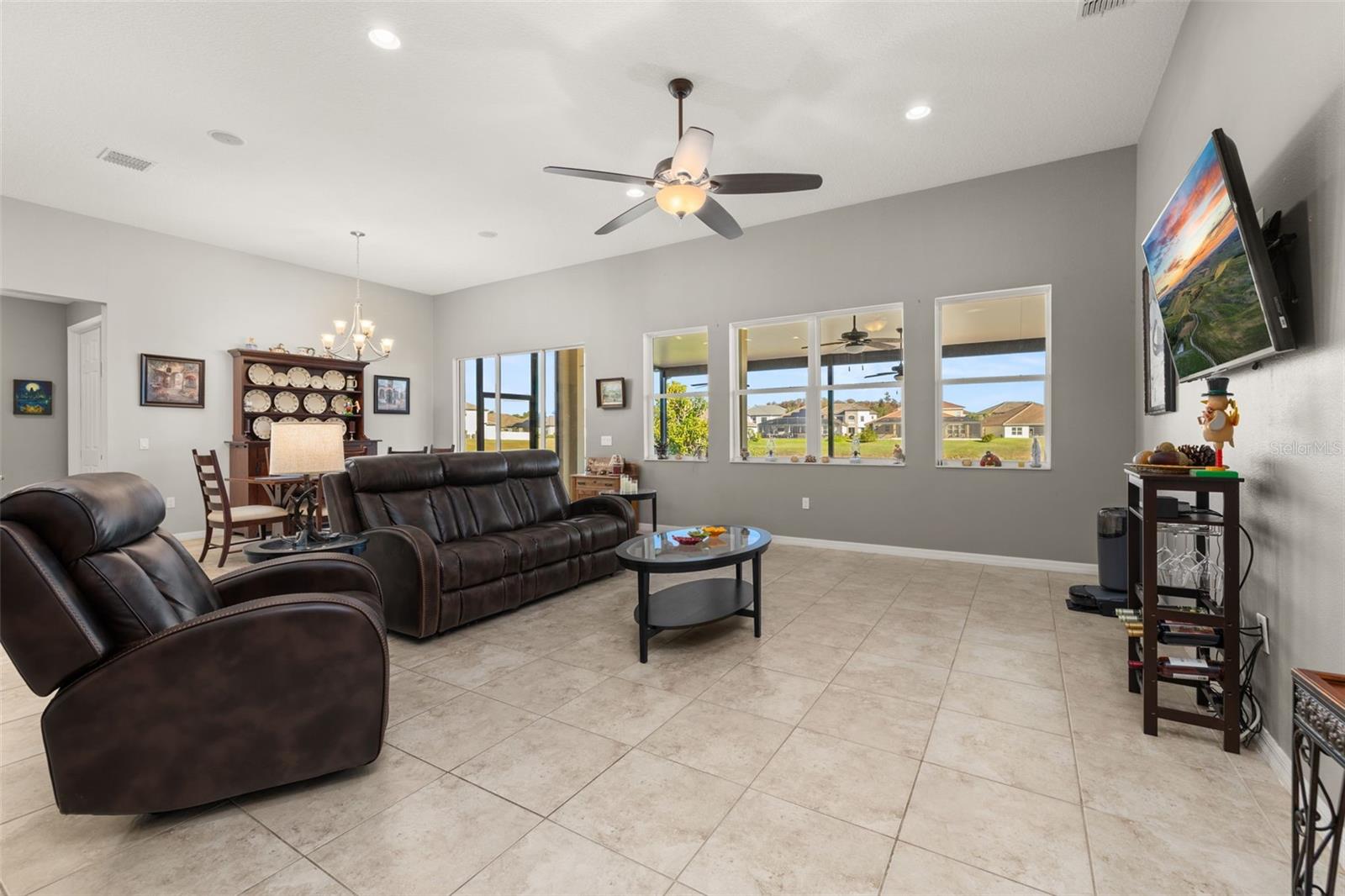 Image 15 of 100 For 2801 Rialto Court