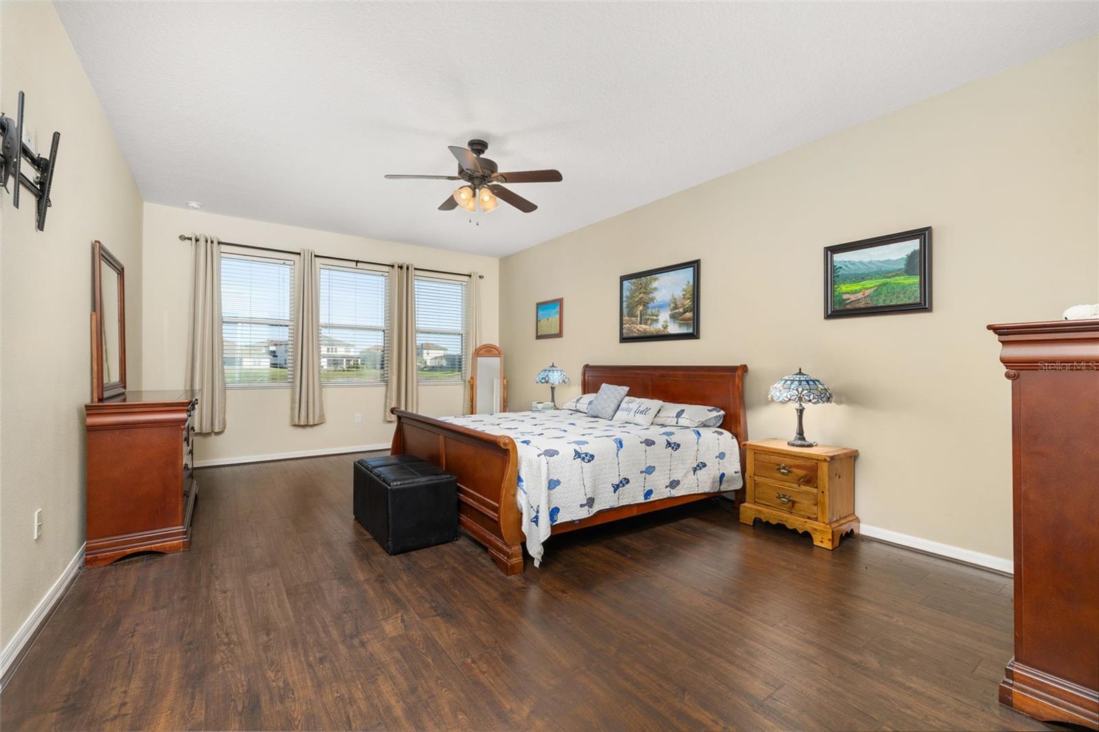 Image 18 of 100 For 2801 Rialto Court