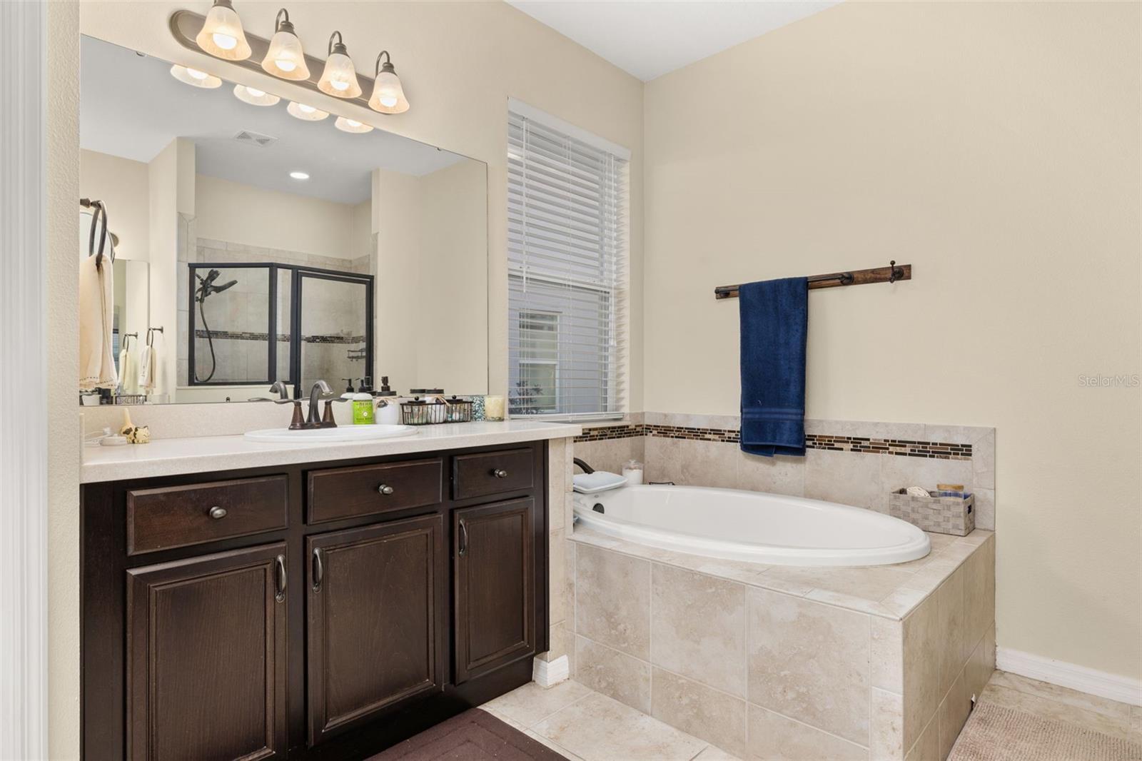 Image 22 of 100 For 2801 Rialto Court