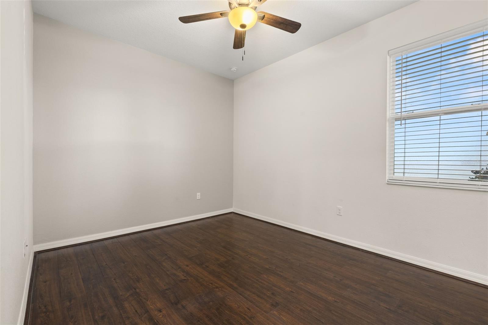 Image 32 of 100 For 2801 Rialto Court