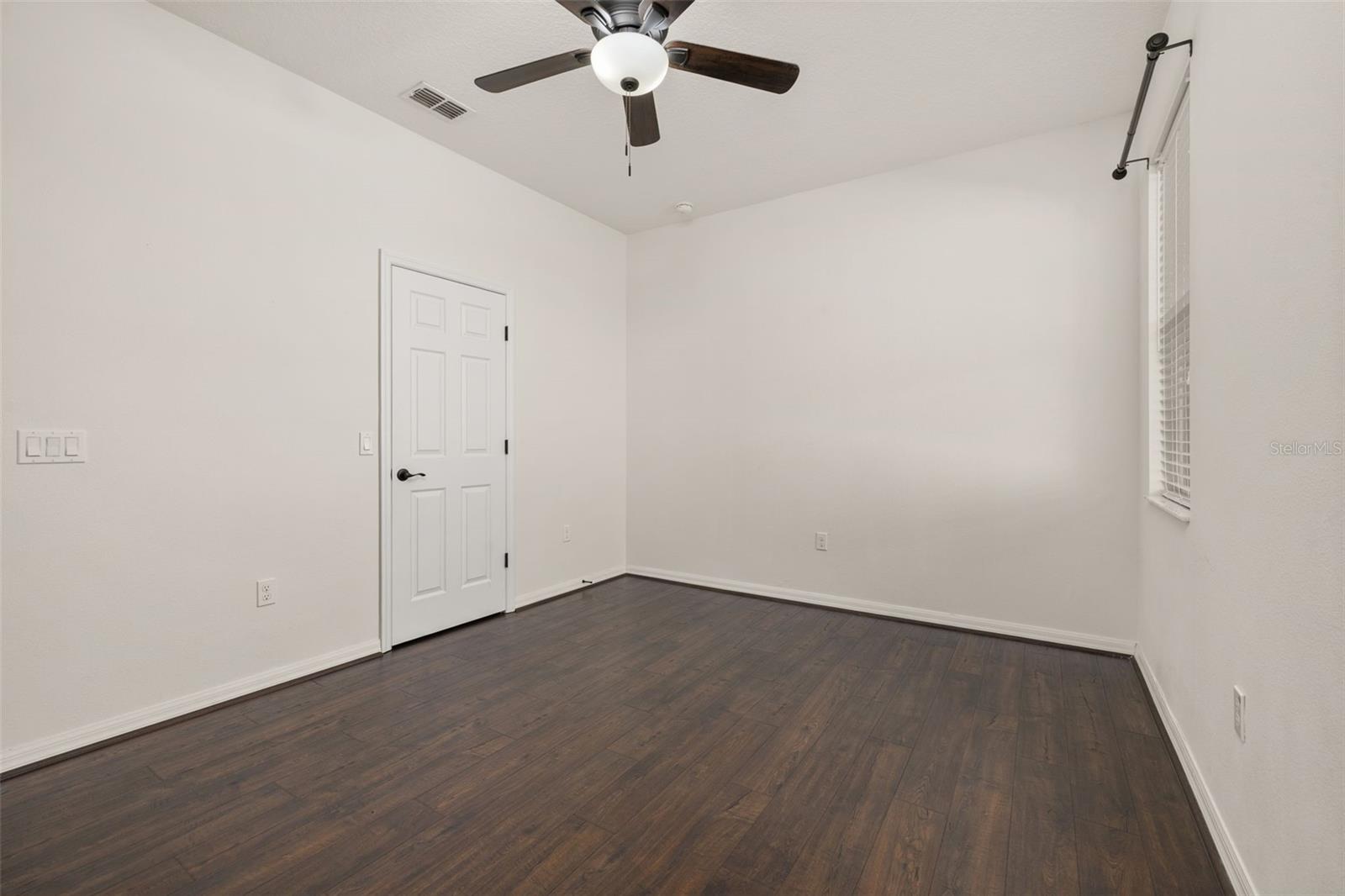 Image 36 of 100 For 2801 Rialto Court