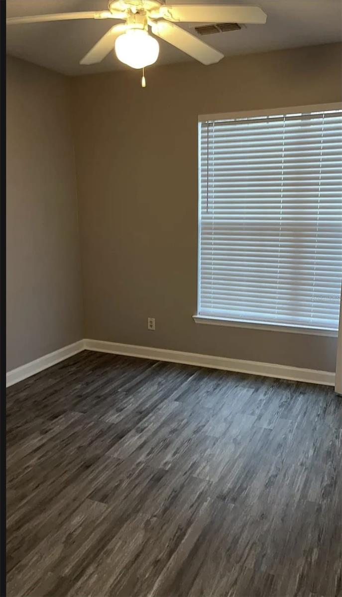 Image 29 of 36 For 3175 Feltrim Place 203