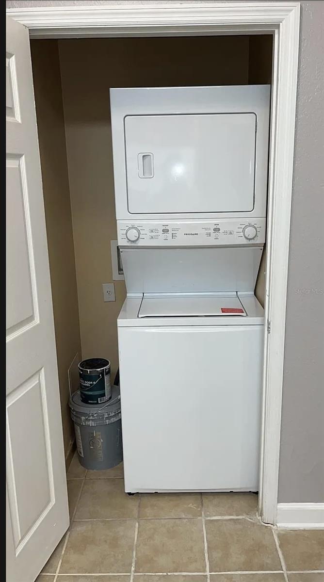 Image 36 of 36 For 3175 Feltrim Place 203