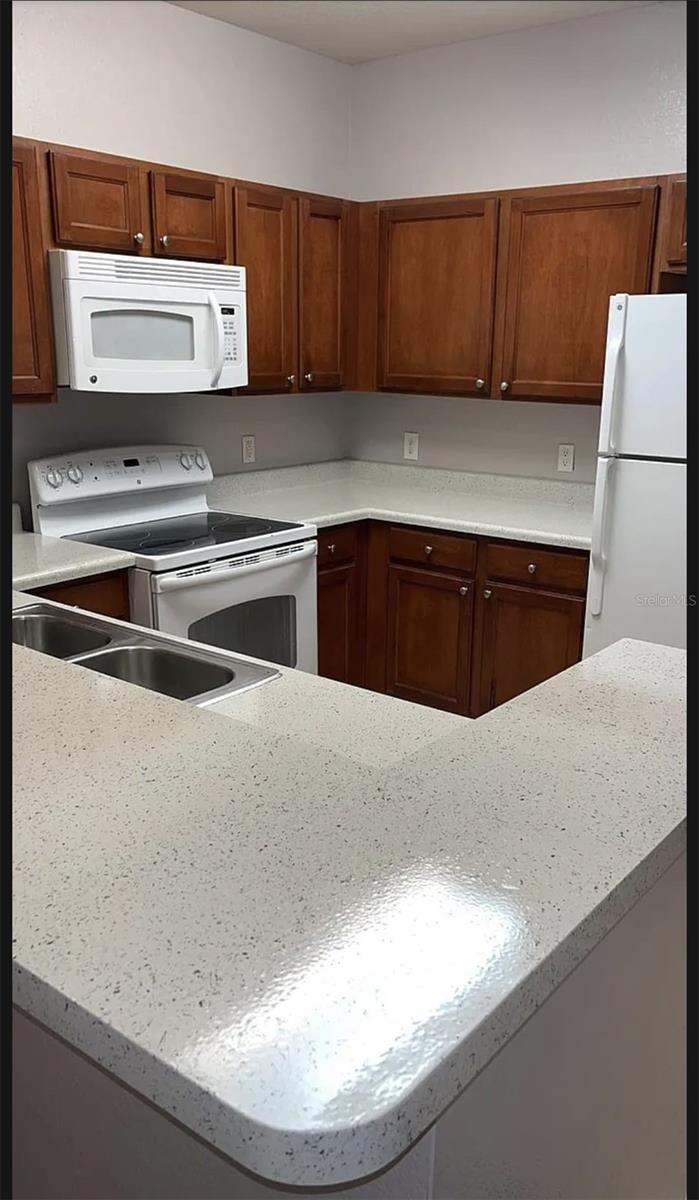 Image 9 of 36 For 3175 Feltrim Place 203