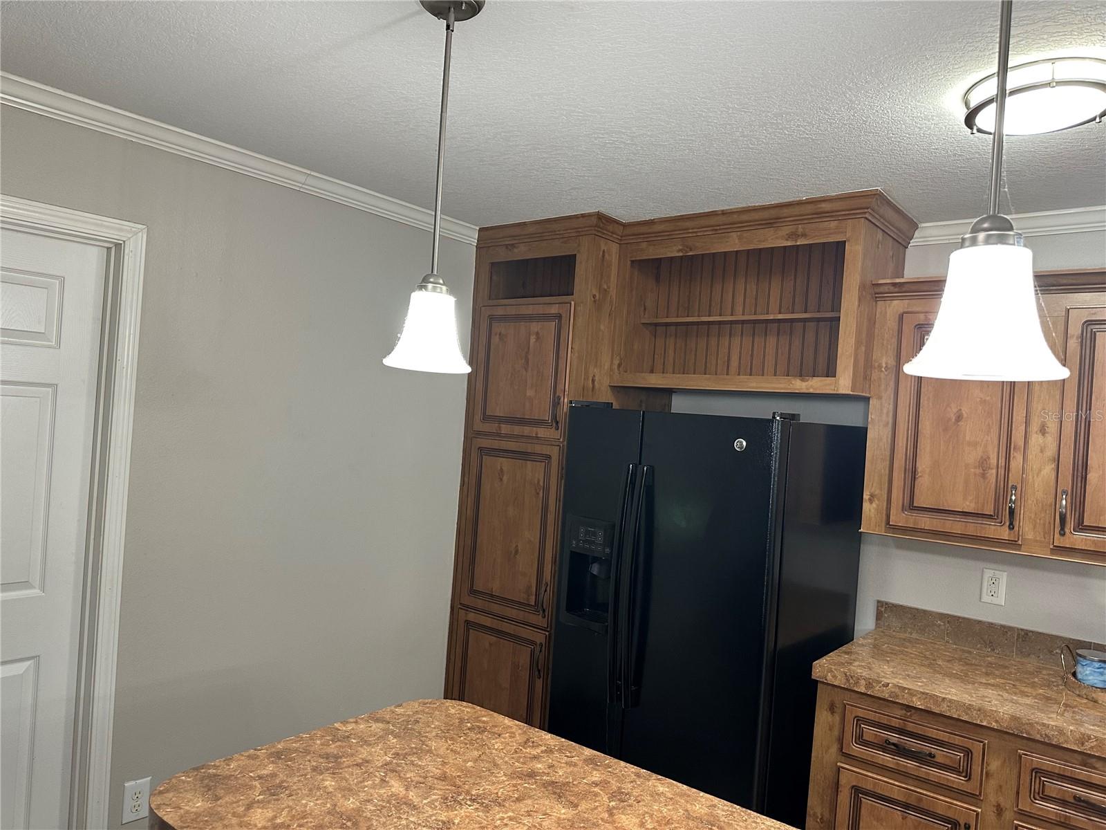 Image 19 of 53 For 221 2nd Street