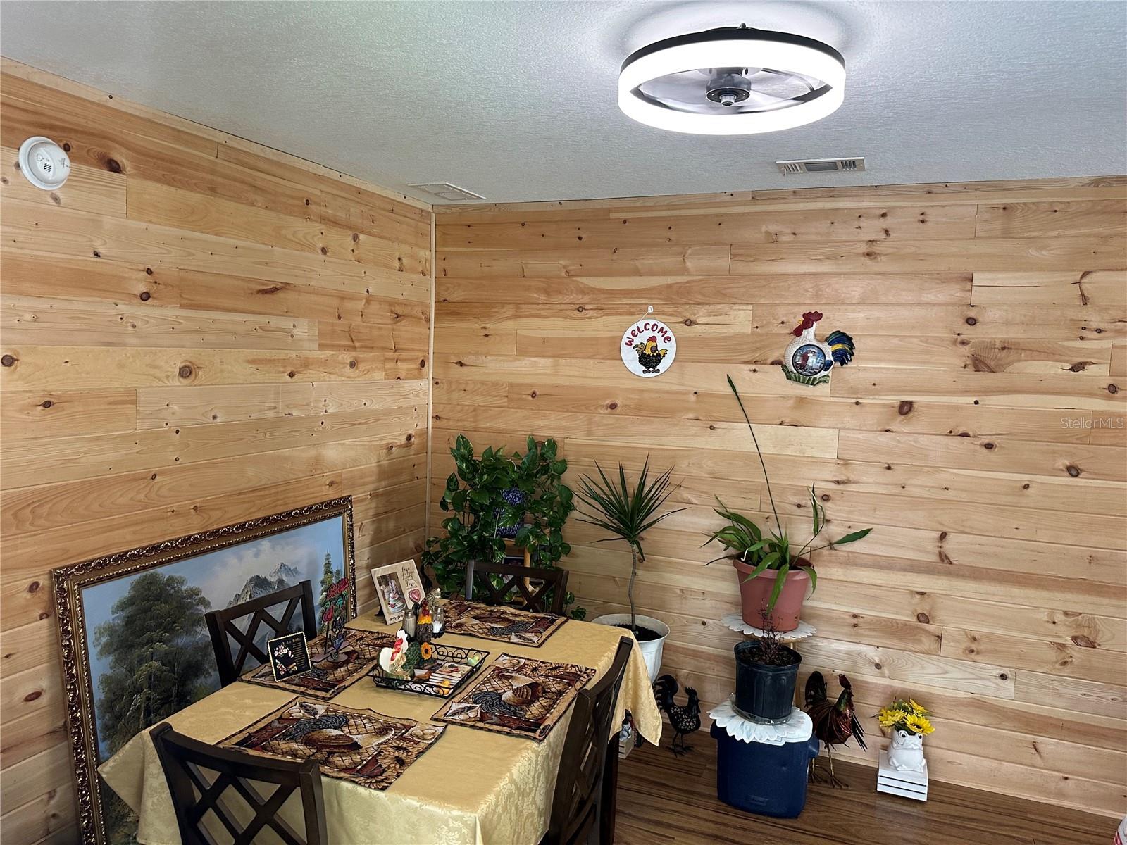 Image 33 of 53 For 221 2nd Street