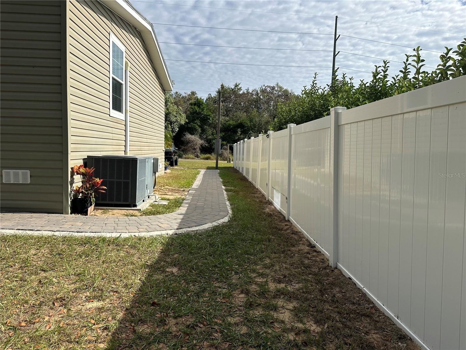 Image 47 of 53 For 221 2nd Street