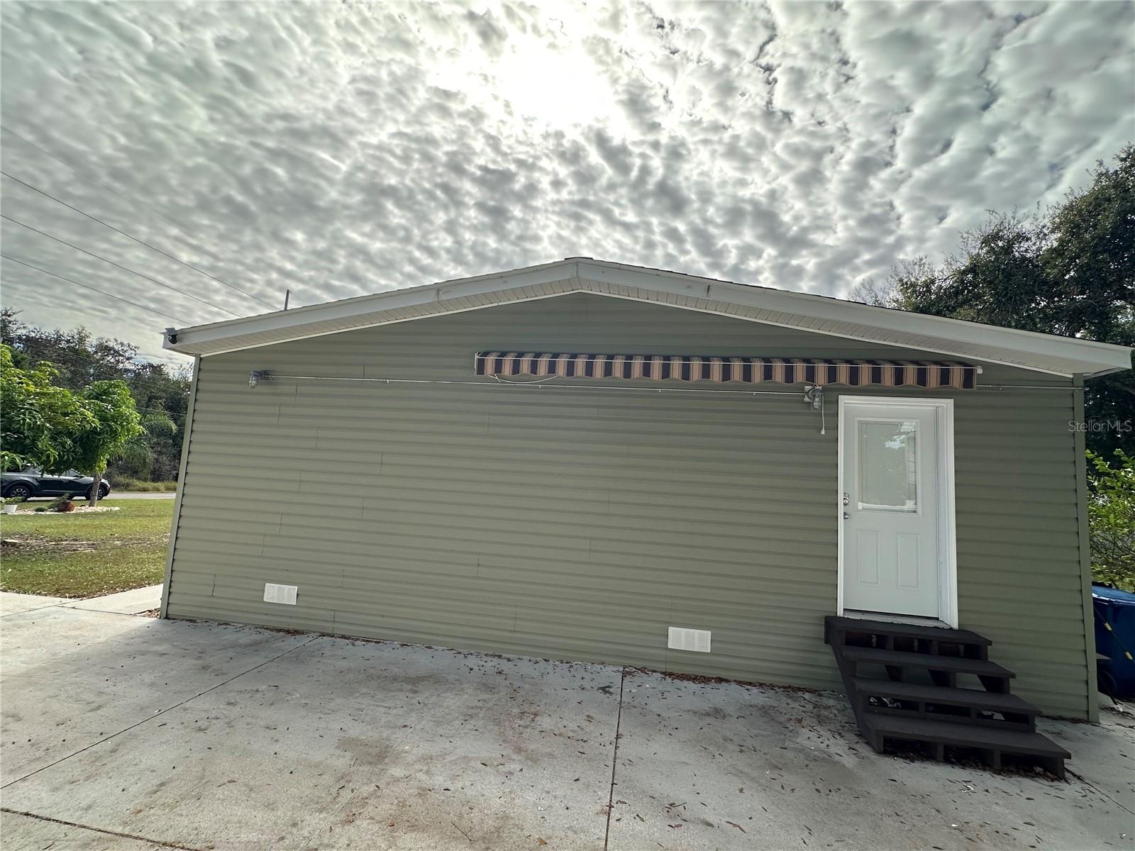 Image 53 of 53 For 221 2nd Street