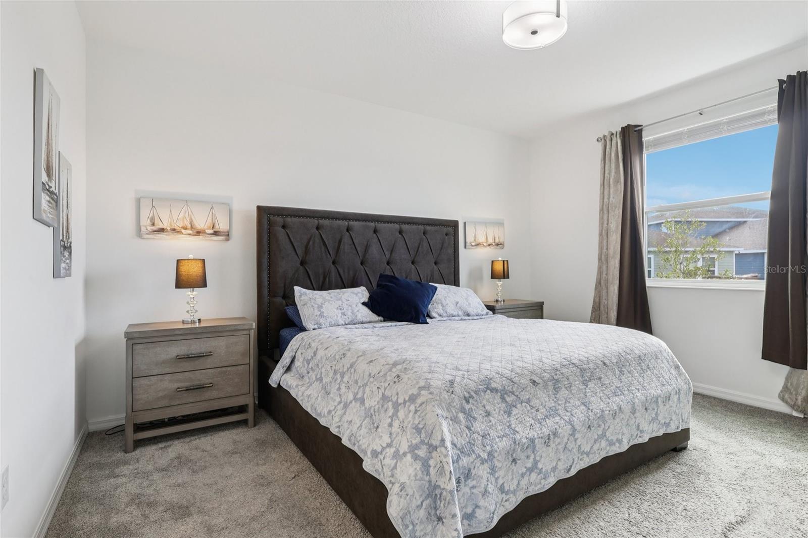 Image 29 of 66 For 2002 Myrtle Pine Street