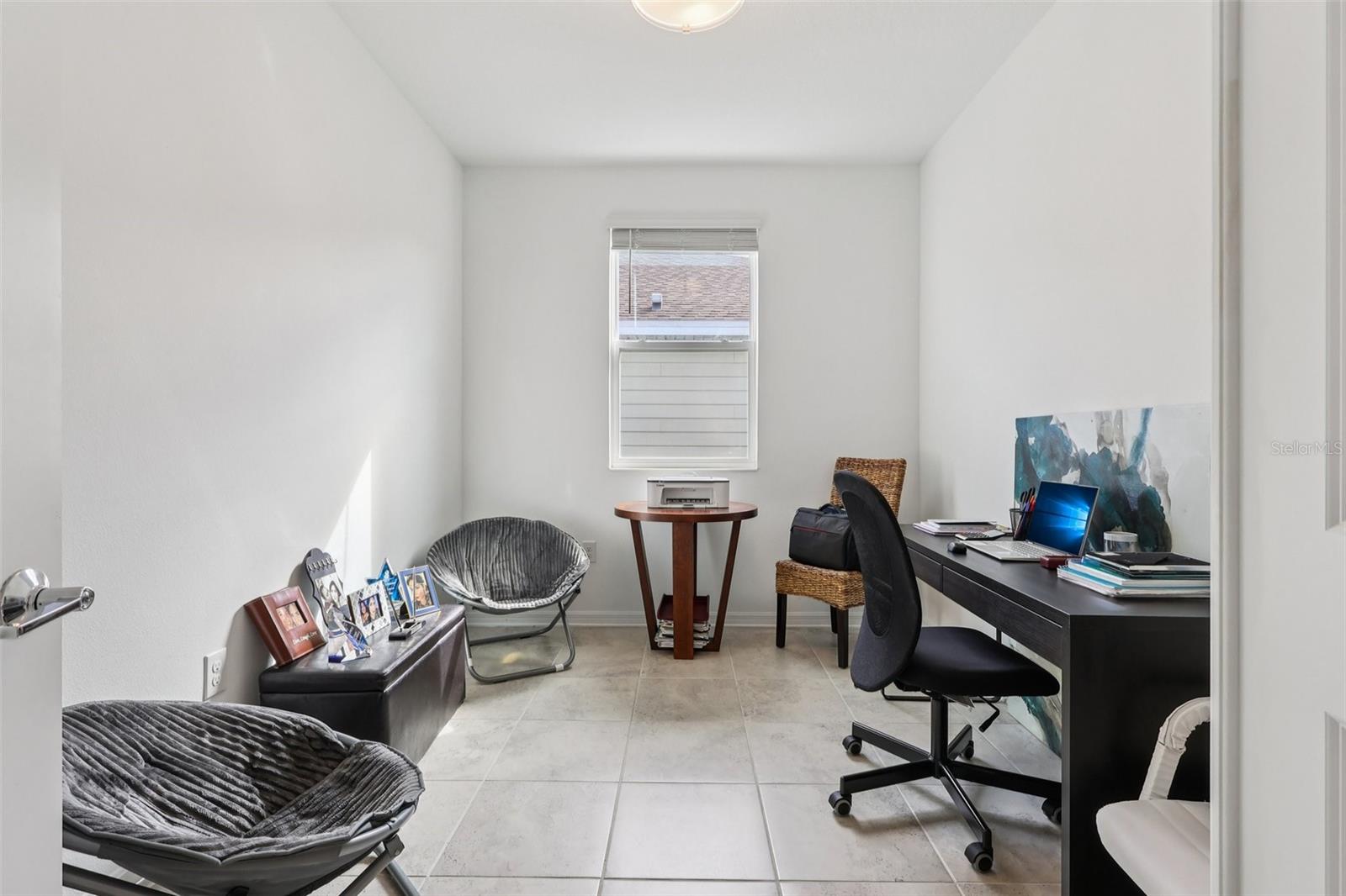 Image 34 of 66 For 2002 Myrtle Pine Street