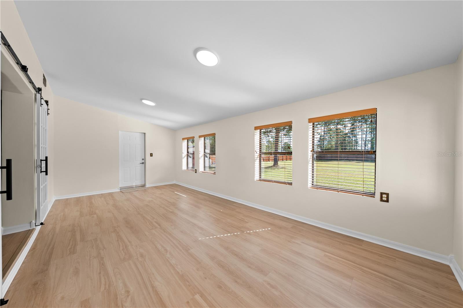 Image 21 of 52 For 6930 Greenhorn Path