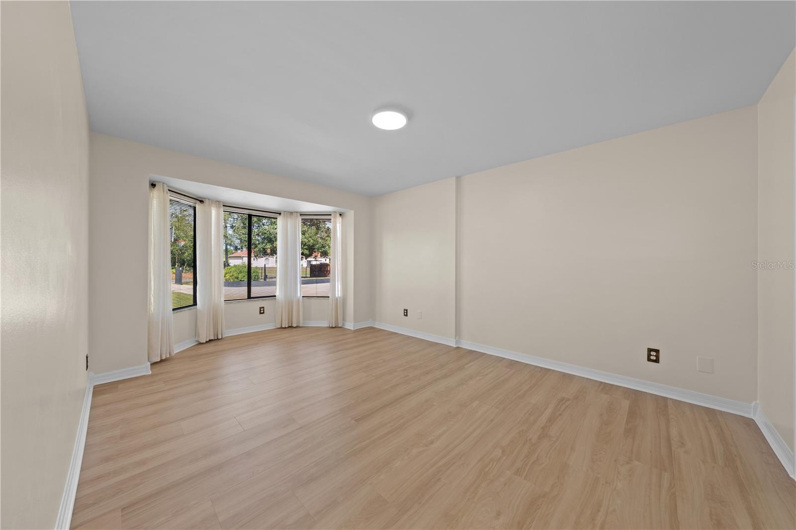 Image 9 of 52 For 6930 Greenhorn Path