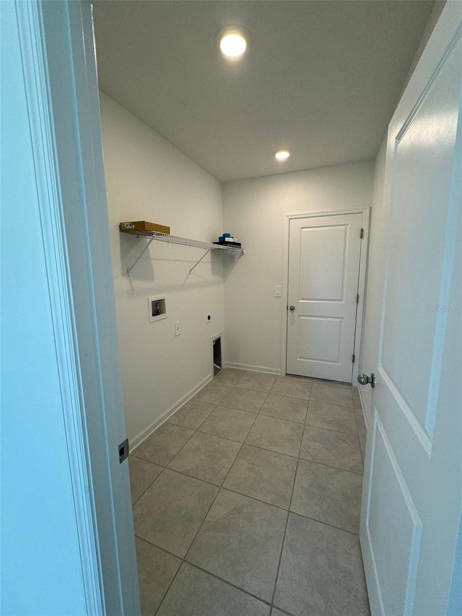 Image 18 of 29 For 1441 Deepwater Circle