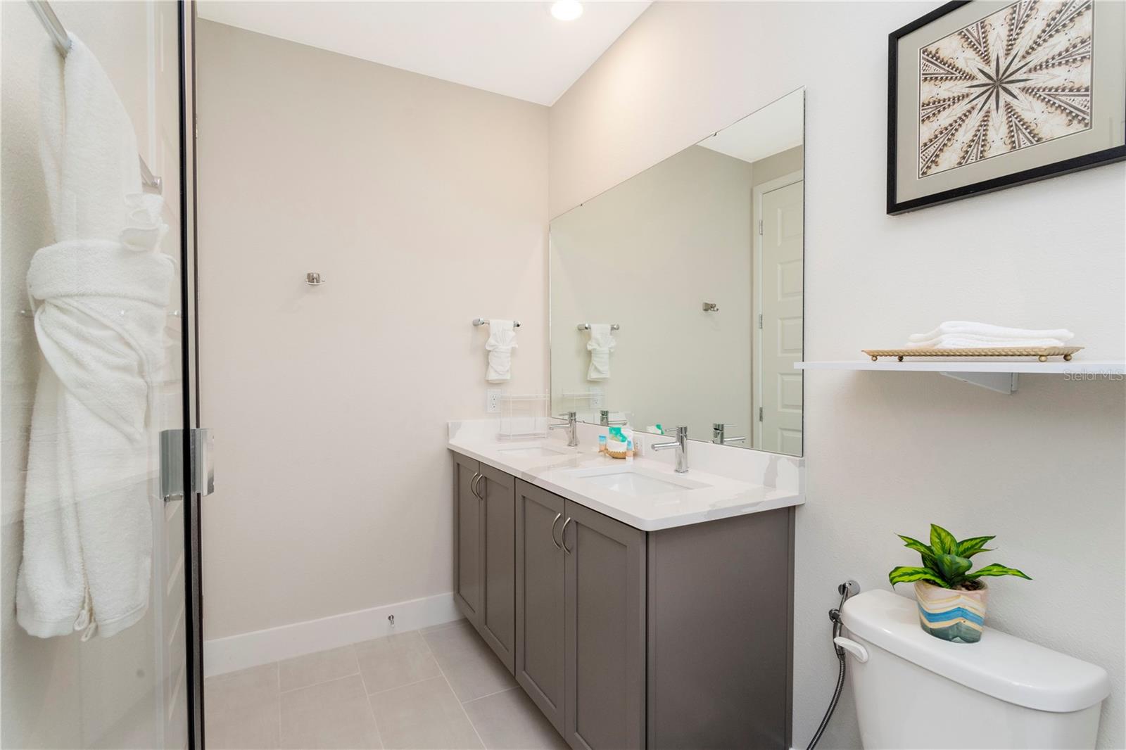 Image 32 of 52 For 772 Driving Range Court