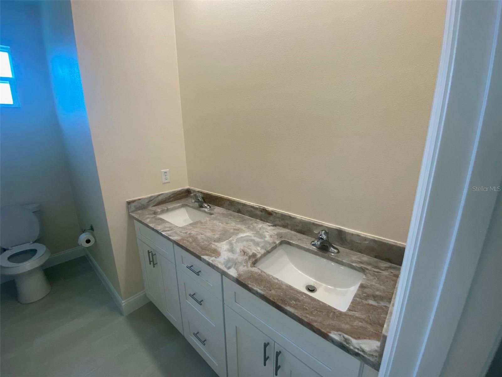 Image 6 of 10 For 870 Nelson Drive