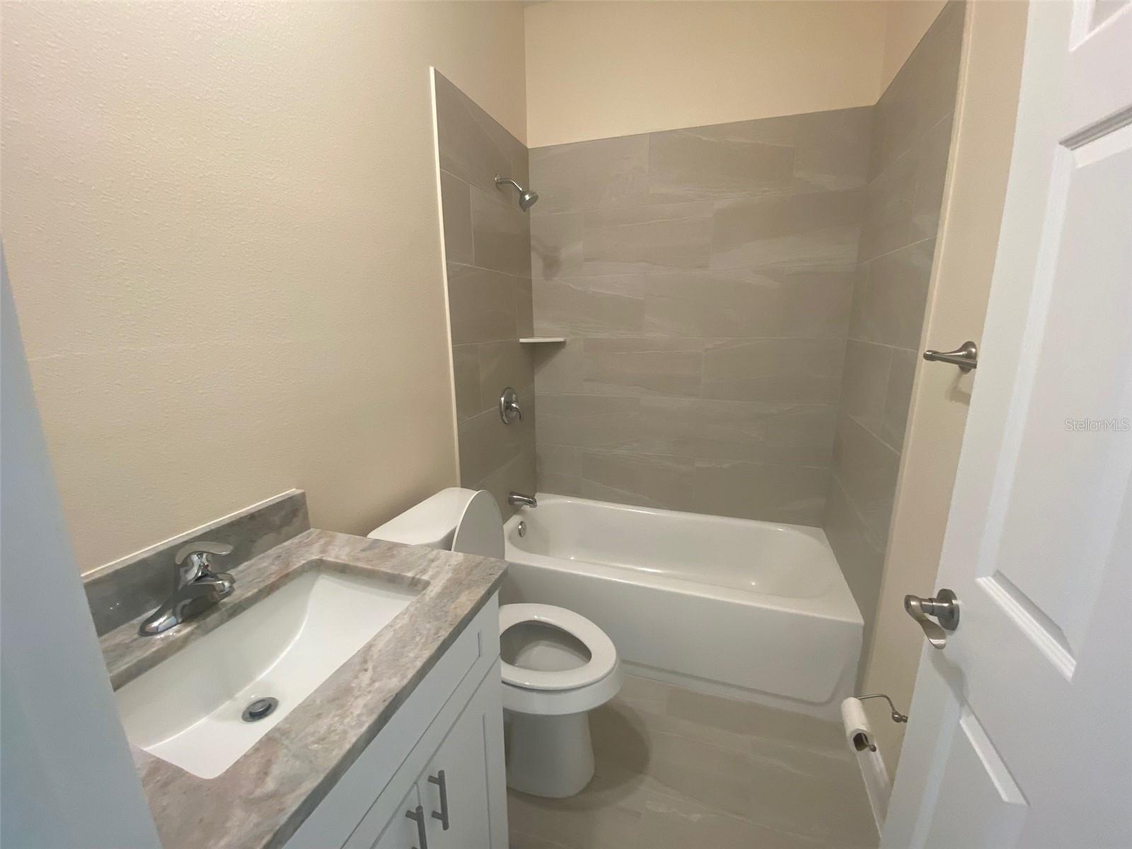 Image 8 of 10 For 870 Nelson Drive