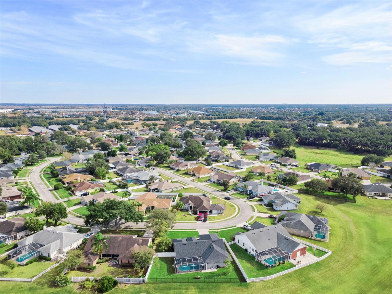 Image 40 of 44 For 1459 Banbury Loop N