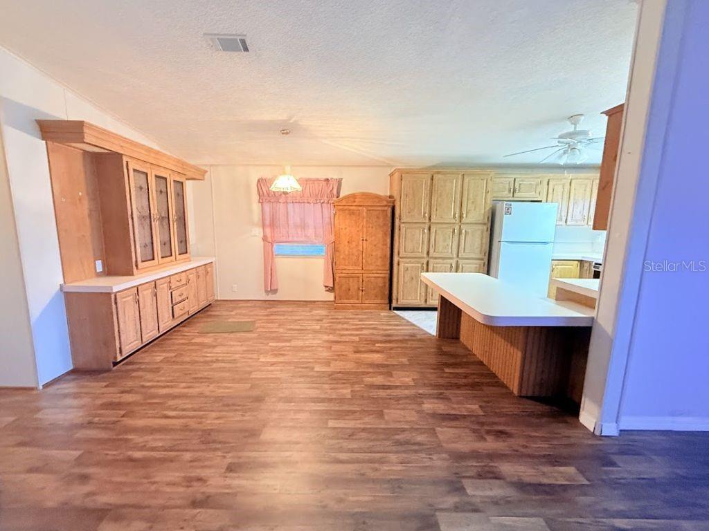 Image 13 of 40 For 220 Ellsworth Drive