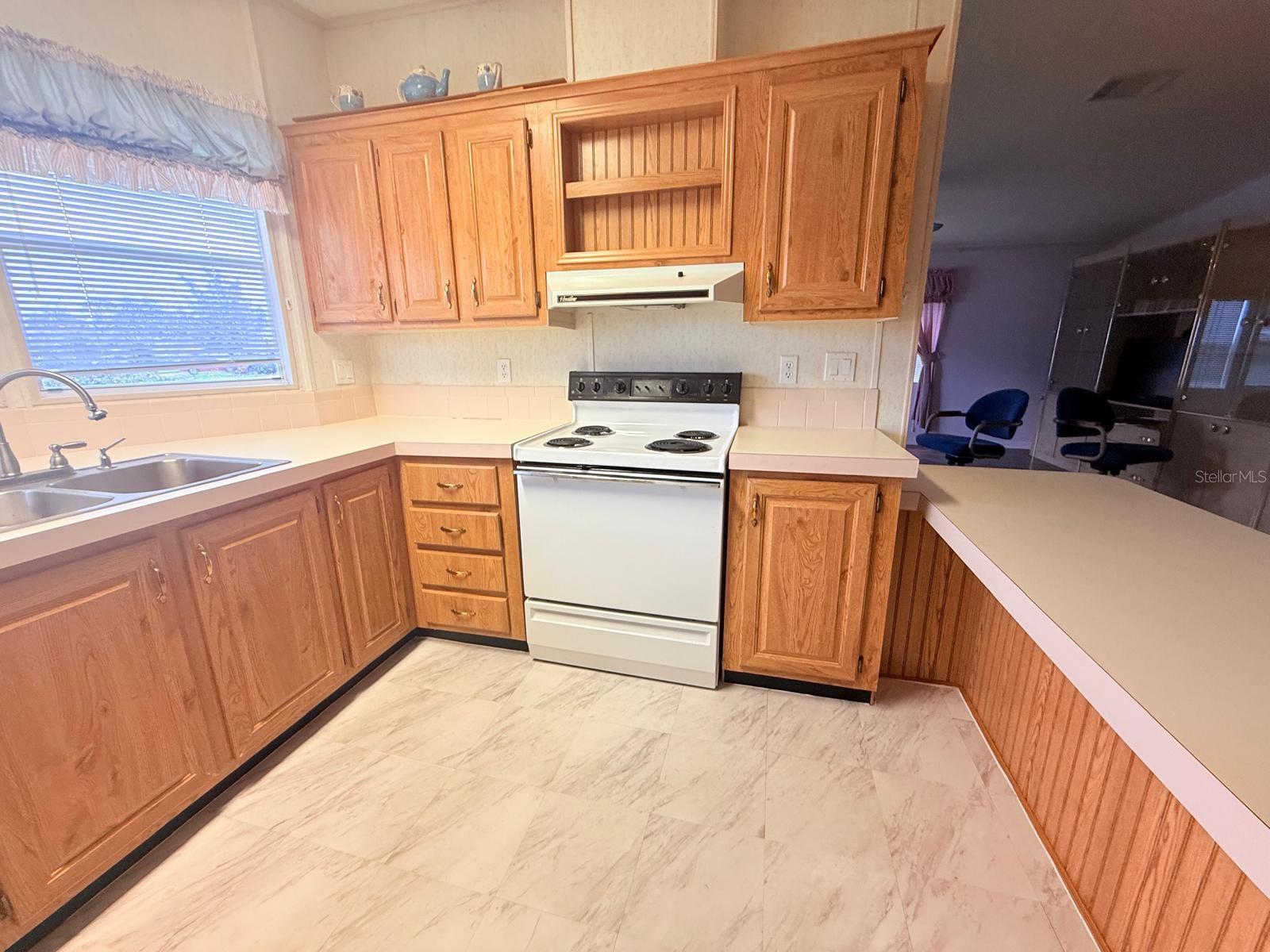 Image 15 of 40 For 220 Ellsworth Drive