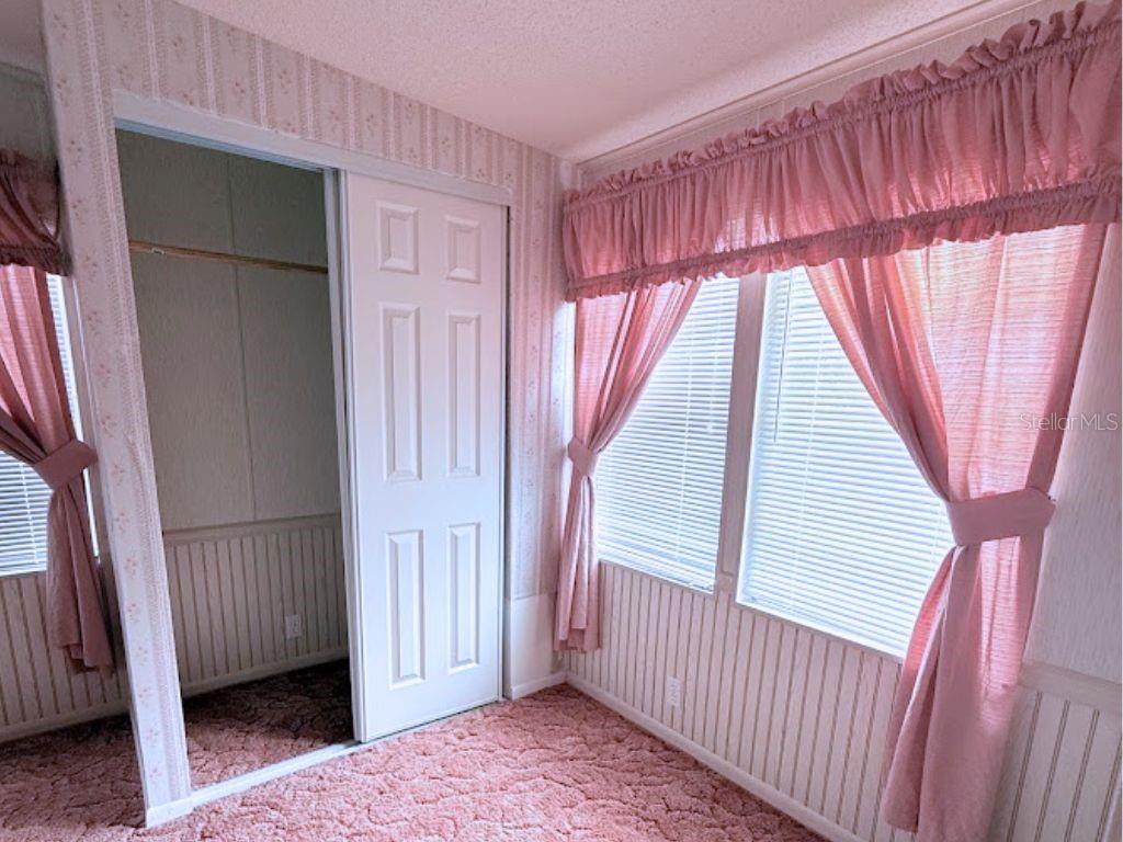 Image 31 of 40 For 220 Ellsworth Drive