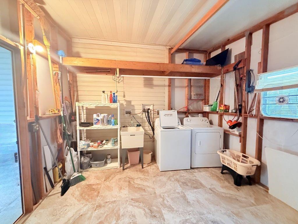 Image 39 of 40 For 220 Ellsworth Drive