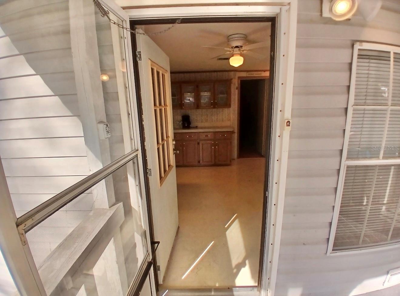 Image 3 of 62 For 4304 Oak View Avenue