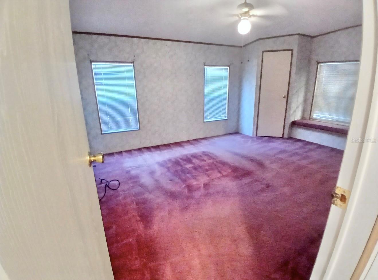 Image 34 of 62 For 4304 Oak View Avenue