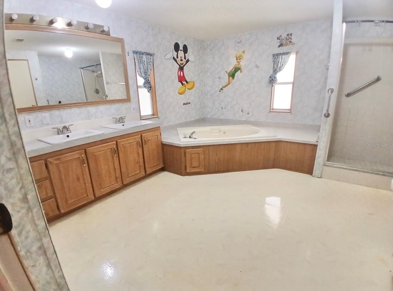 Image 38 of 62 For 4304 Oak View Avenue