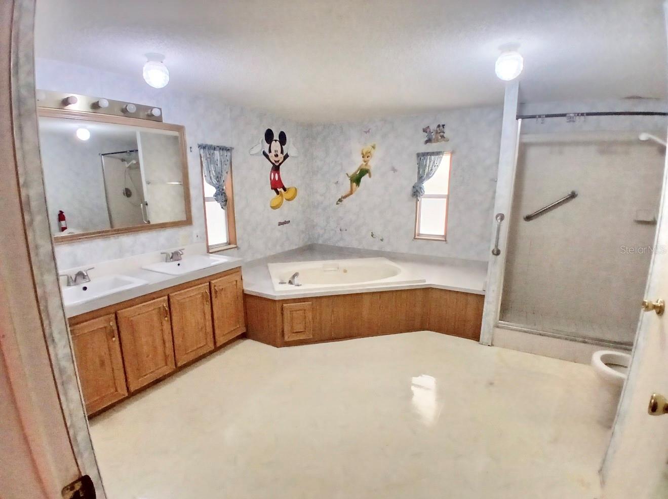 Image 39 of 62 For 4304 Oak View Avenue