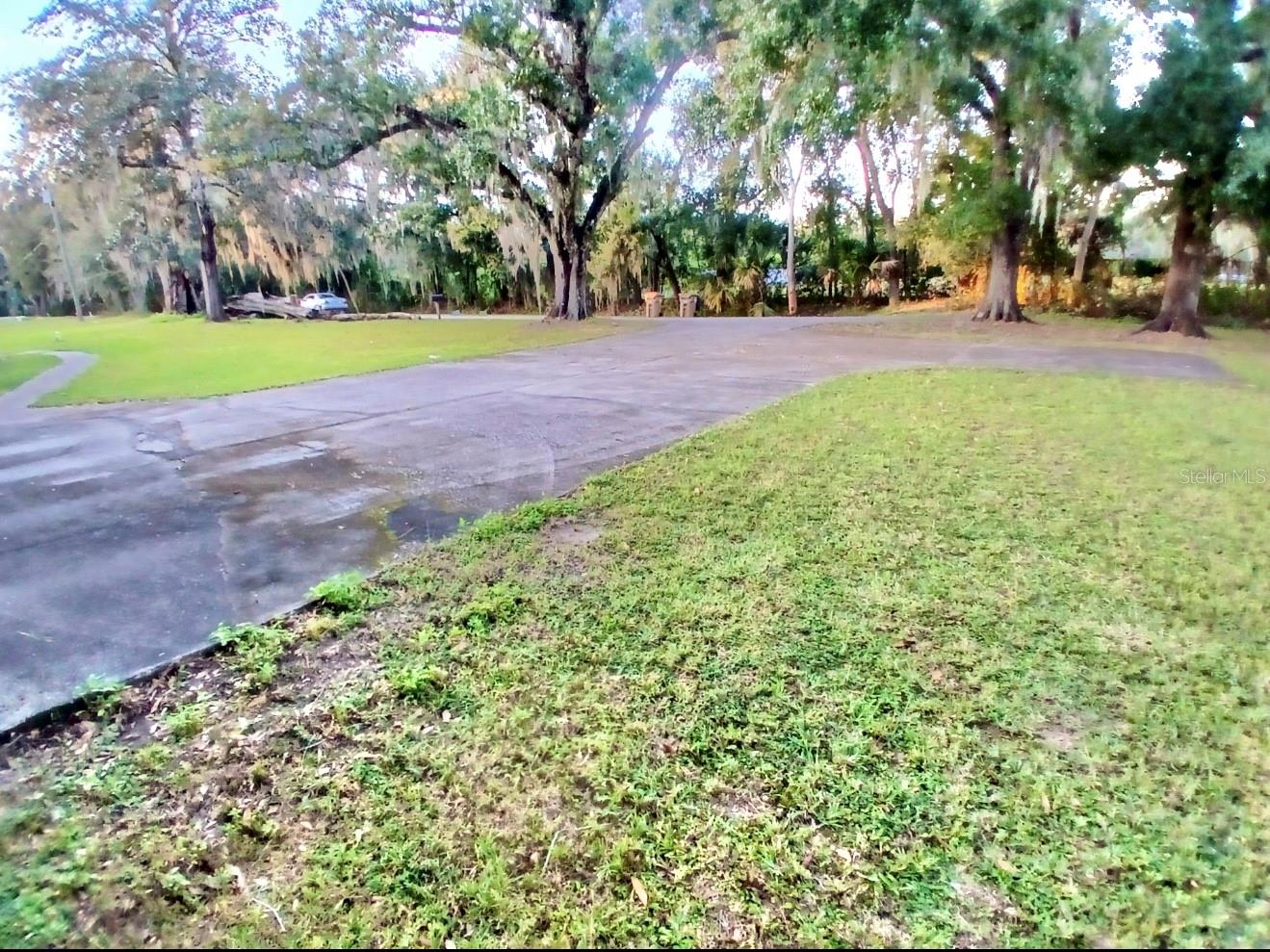 Image 61 of 62 For 4304 Oak View Avenue