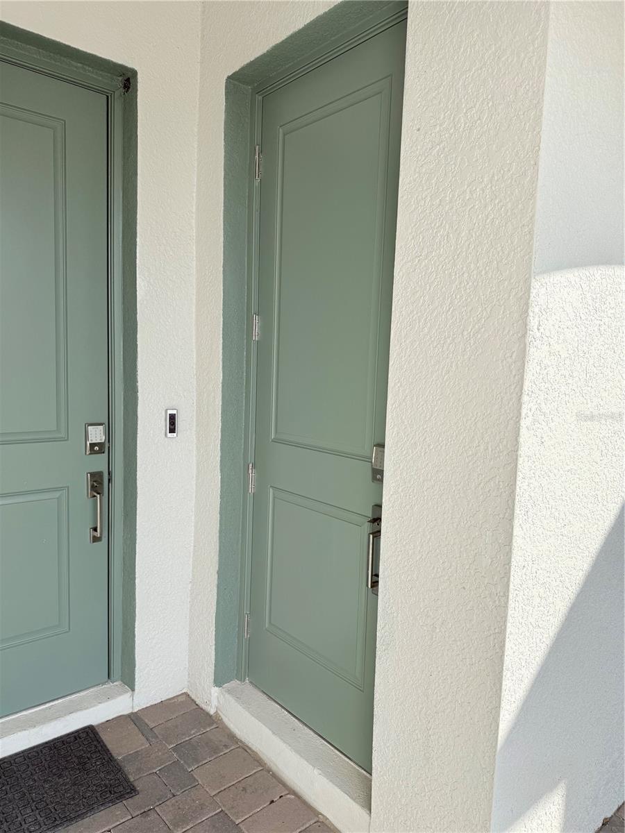 Image 3 of 25 For 5011 Barnet Drive