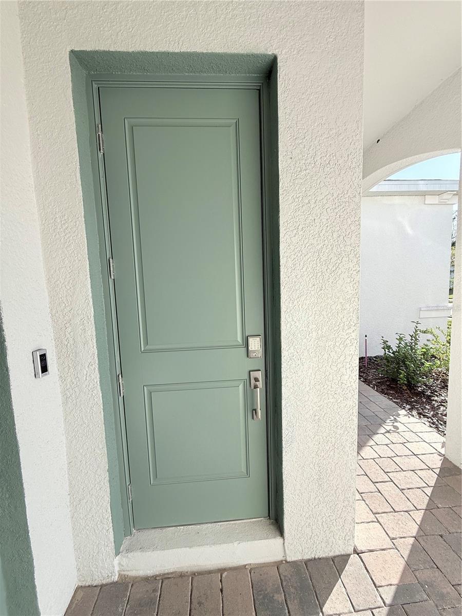 Image 4 of 25 For 5011 Barnet Drive