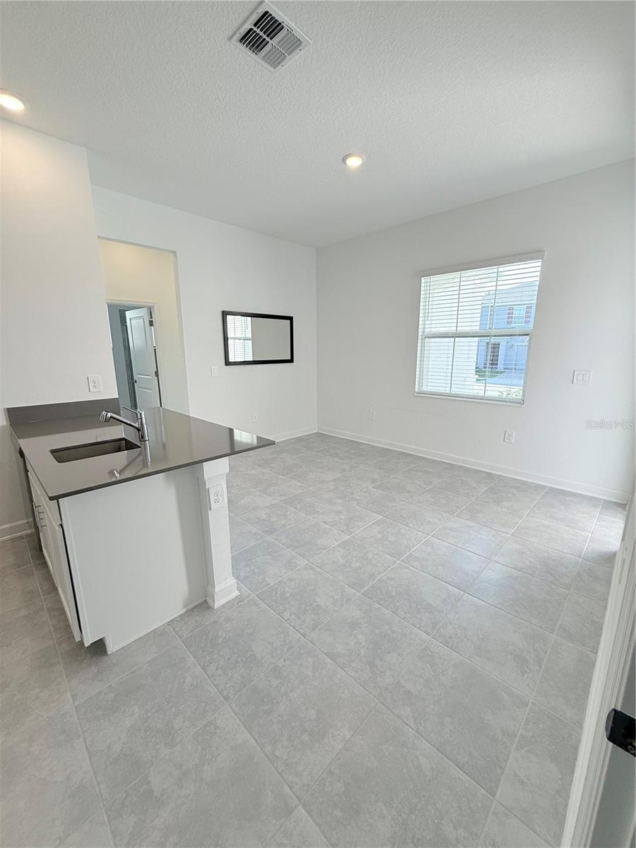 Image 6 of 25 For 5011 Barnet Drive