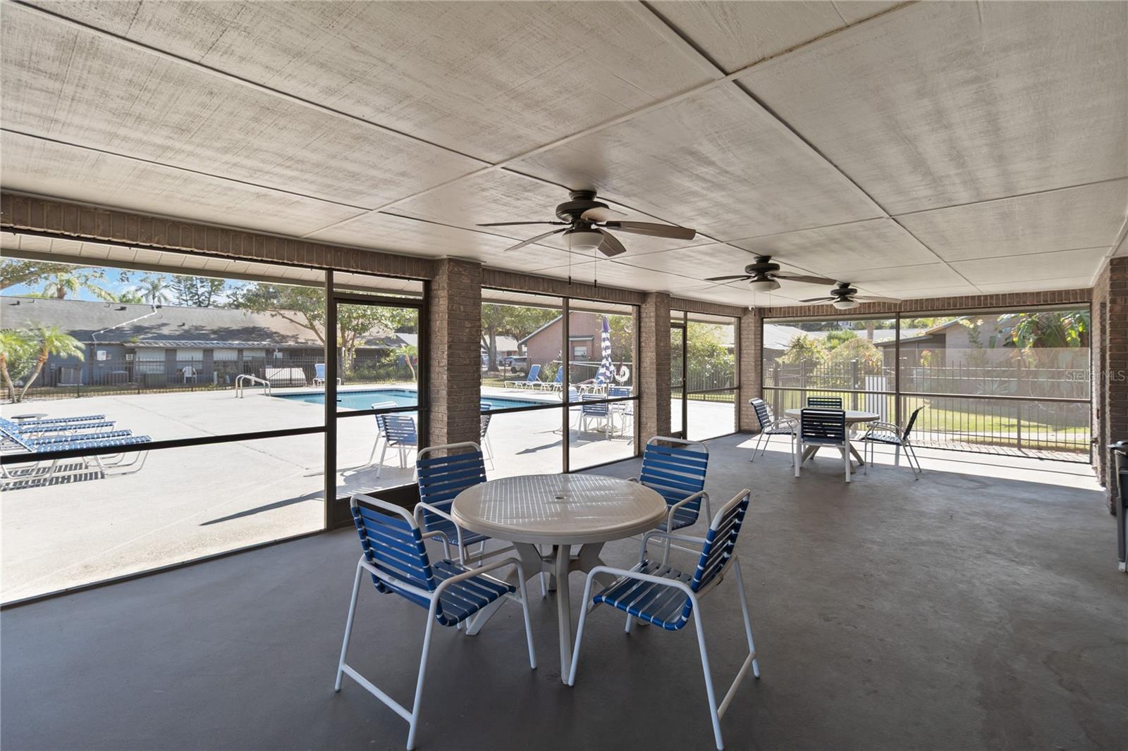 Image 23 of 25 For 2580 King Oak Circle