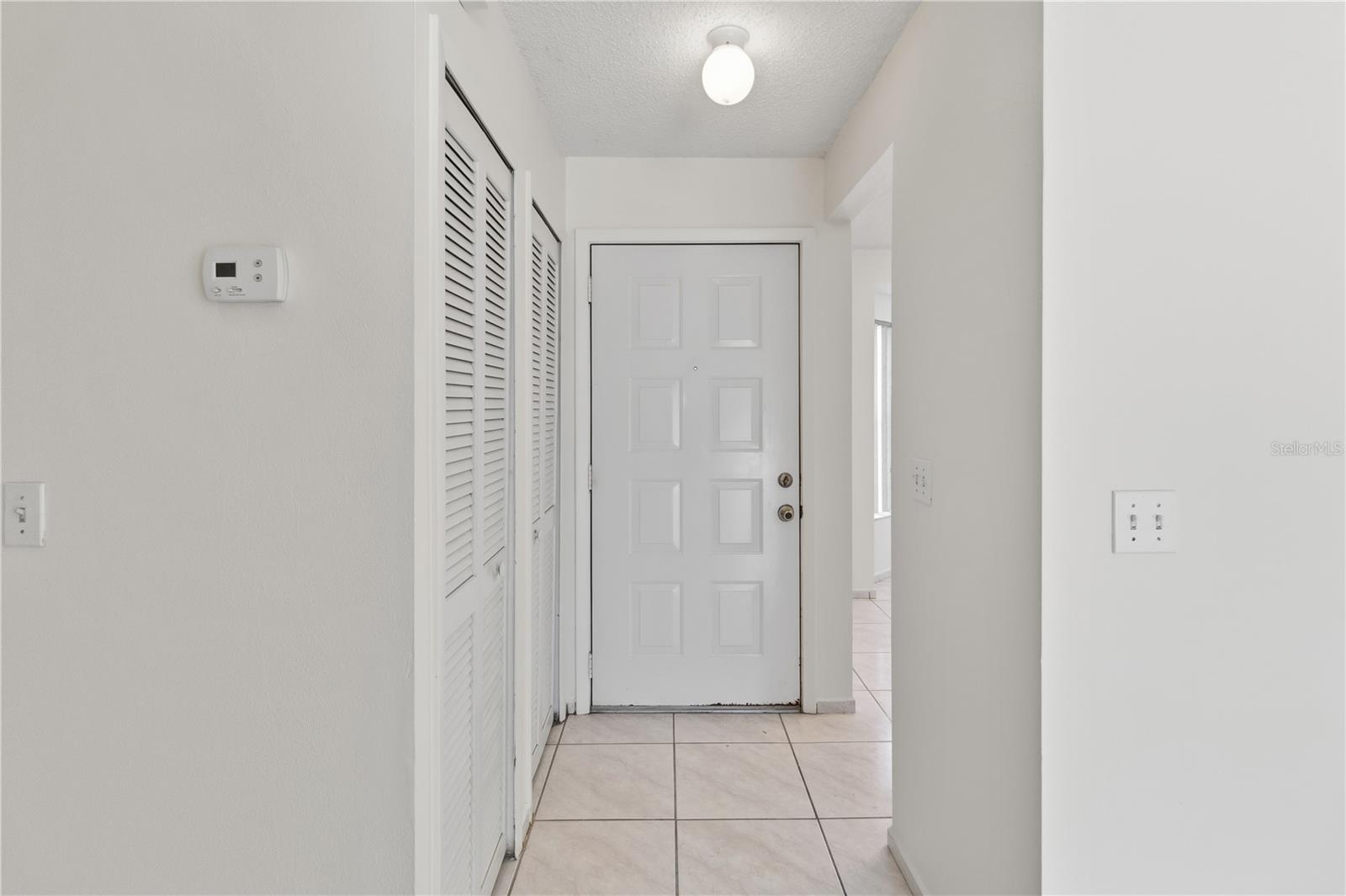 Image 5 of 25 For 2580 King Oak Circle