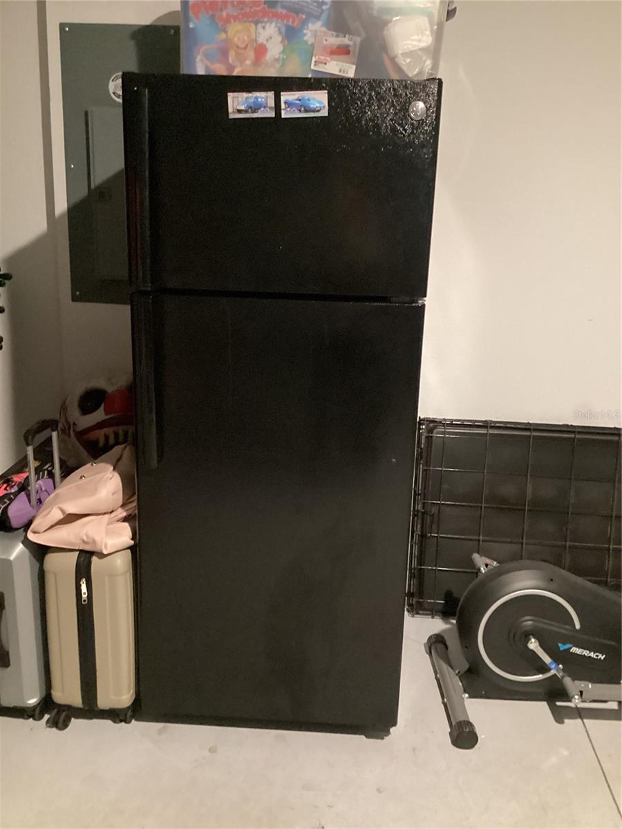 Image 35 of 42 For 260 Pershing Street